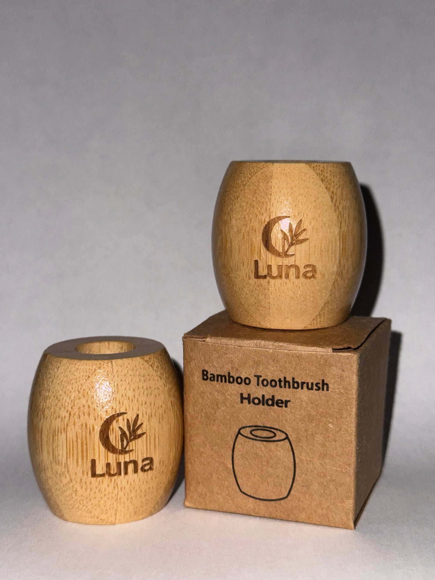 🪵 Luna Bamboo Toothbrush Holder 🌙 - El hogar perfecto para tu cepillo 🪥✨